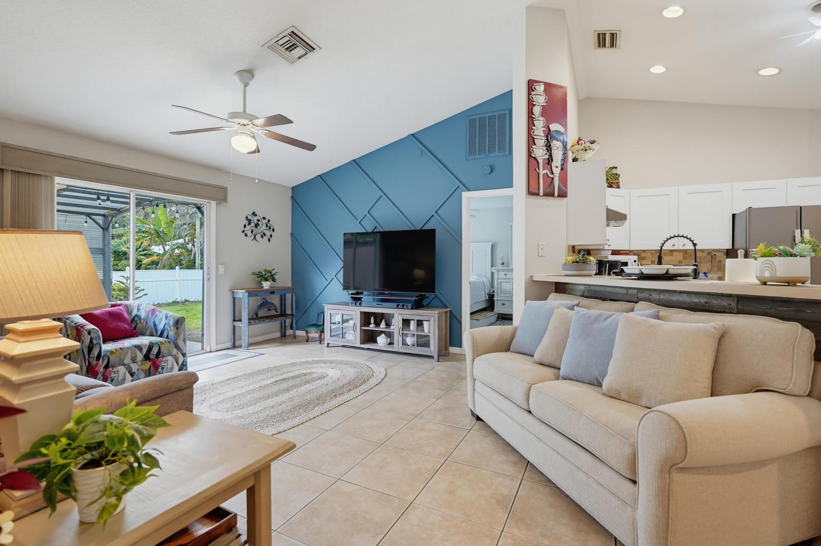 6385 4TH Place, Vero Beach, FL 32968 photo 5