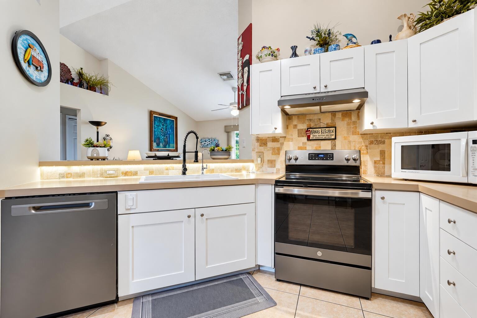6385 4TH Place, Vero Beach, FL 32968 photo 10