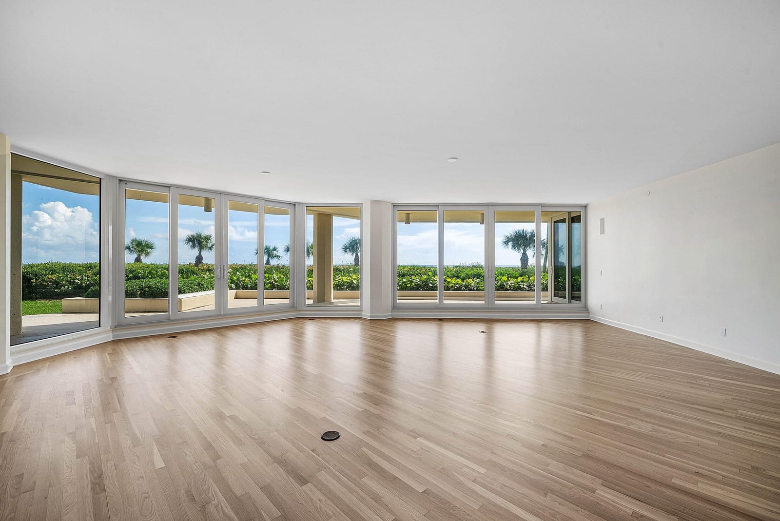 3001 SE Island Point Lane 12 — photo 3