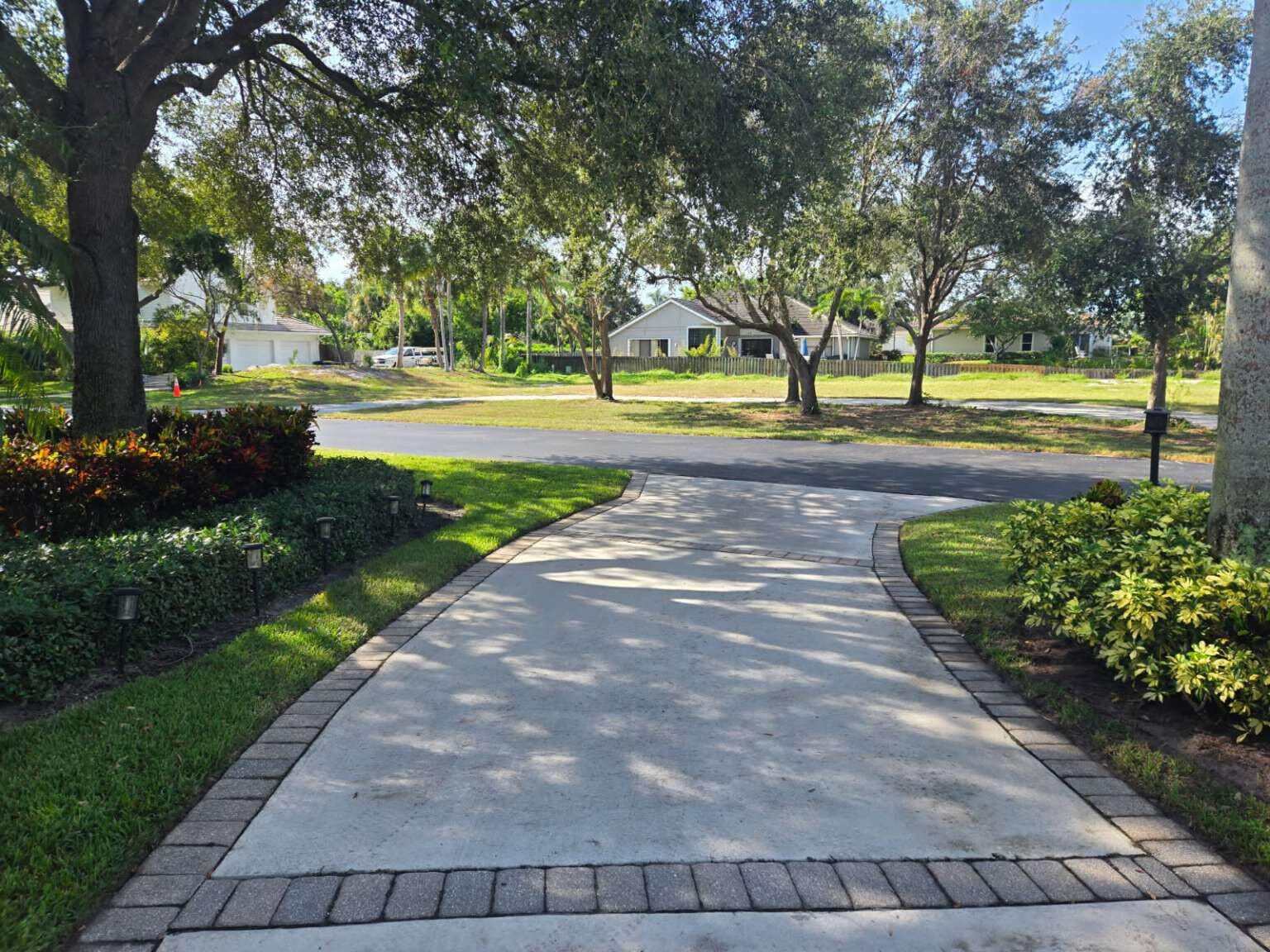 18230 SE RIDGEVIEW Drive, Jupiter, FL 33469 photo 2