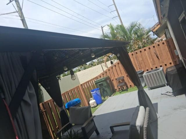 1200 PARKSIDE GREEN Drive E, Greenacres, FL 33415