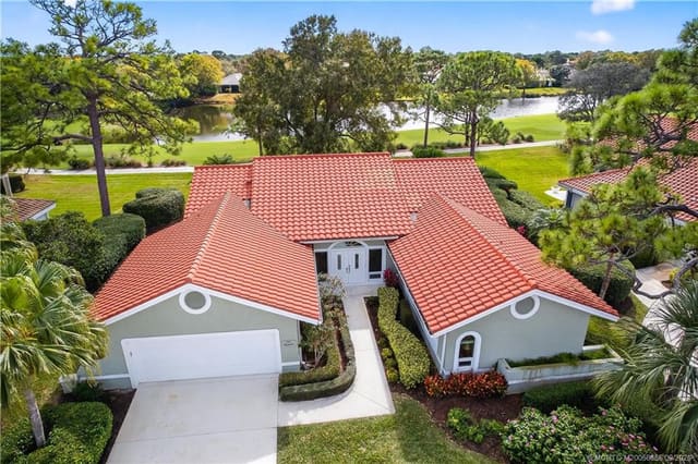 2007 NW Laurel Oak Lane, Palm City, FL 34990