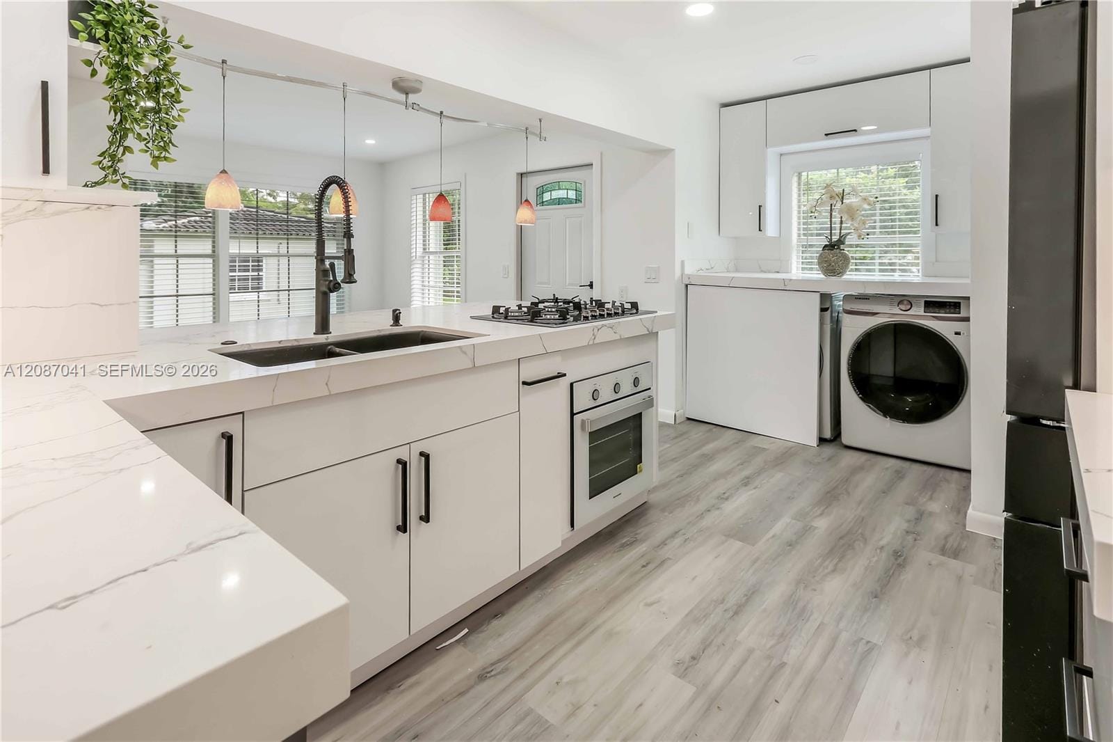 1516 Jefferson Street — photo 4