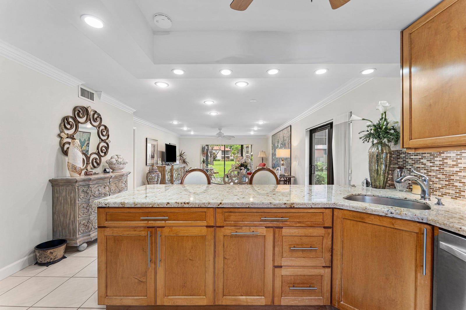 8520 CASA DEL LAGO E, Boca Raton, FL 33433 photo 7