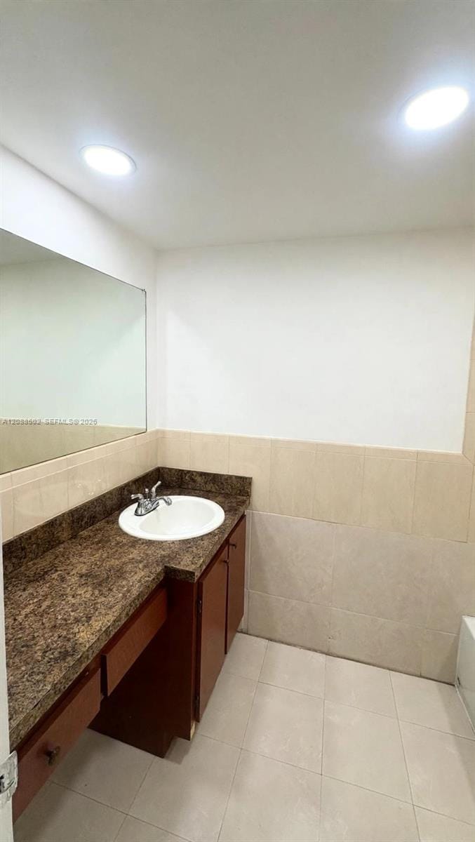 1701 NW 46th Avenue 105 — photo 7