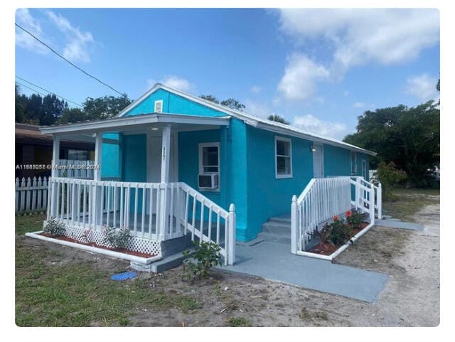 427 N 14TH Street, Fort Pierce, FL 34950 photo 5