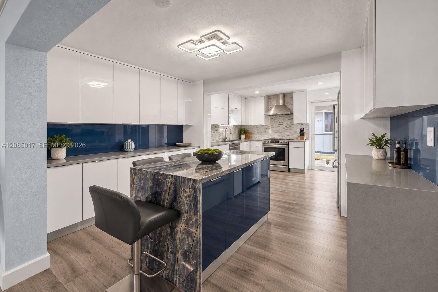 918 NE 4th Street, Hallandale Beach, FL 33009 photo 7