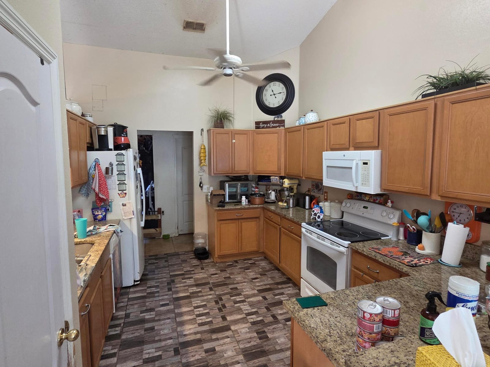 2041 Fawn Meadow Circle, FL 34772 photo 12