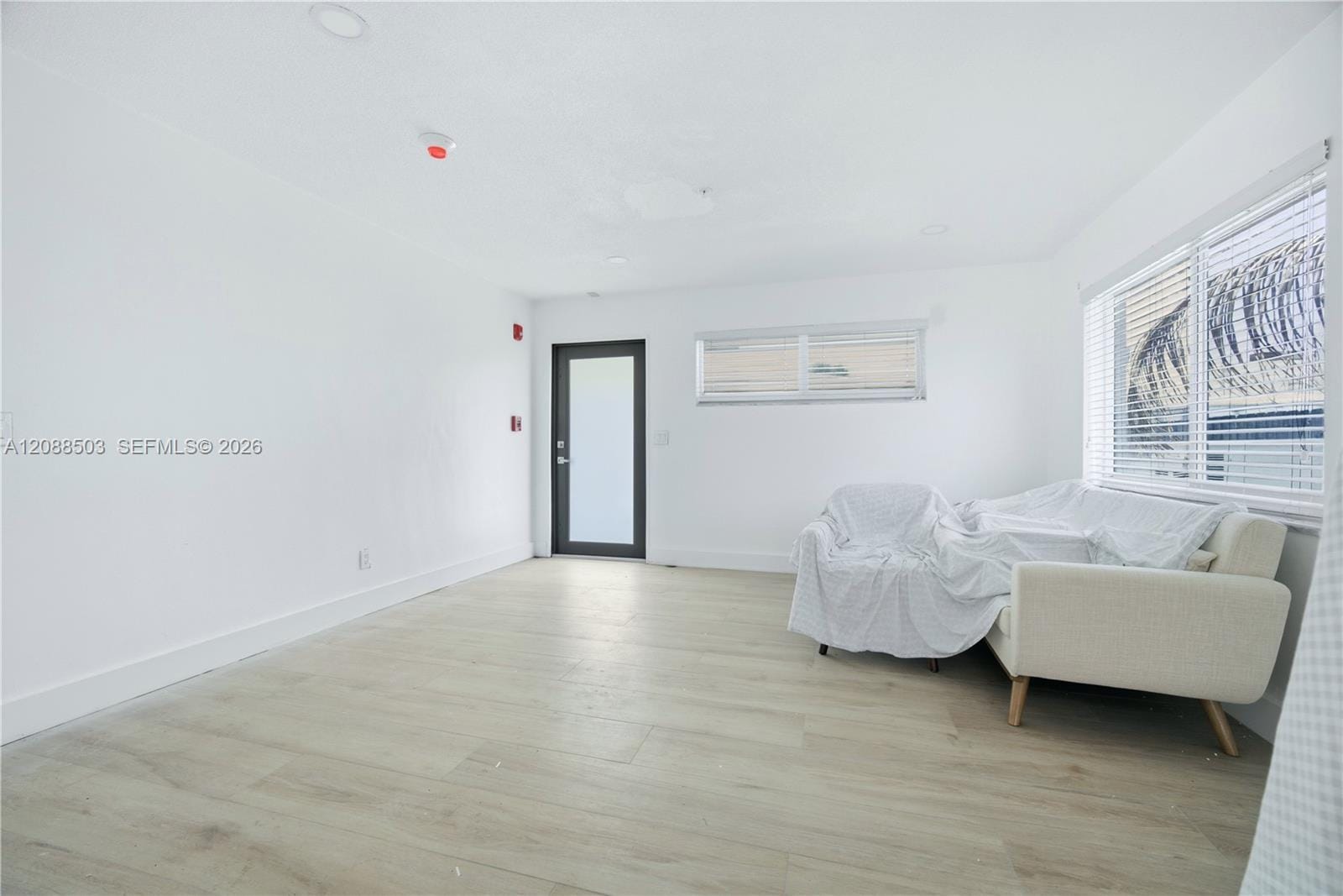 2209 SW 61st Avenue 1-2 — photo 2