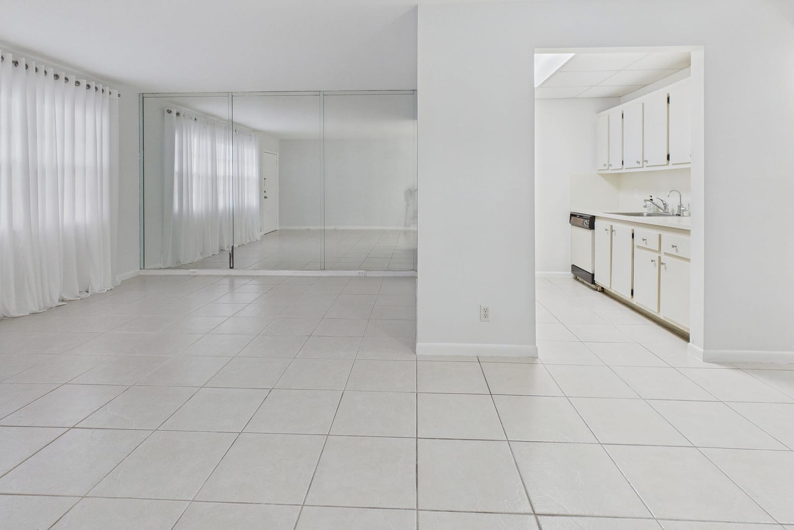 13155 SW 7TH Court 103E, Pembroke Pines, FL 33027 photo 11