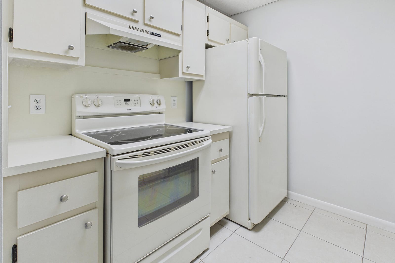 13155 SW 7TH Court 103E, Pembroke Pines, FL 33027 photo 14