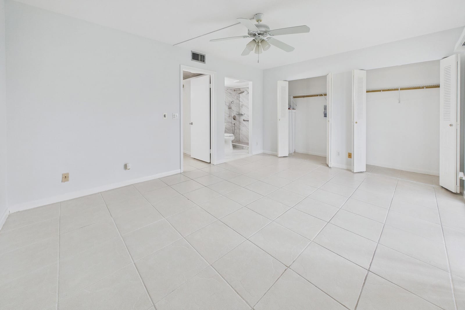 13155 SW 7TH Court 103E, Pembroke Pines, FL 33027 photo 21