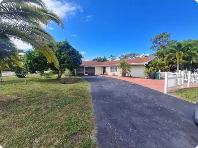 122 Riomar Drive, Port St. Lucie, FL 34952