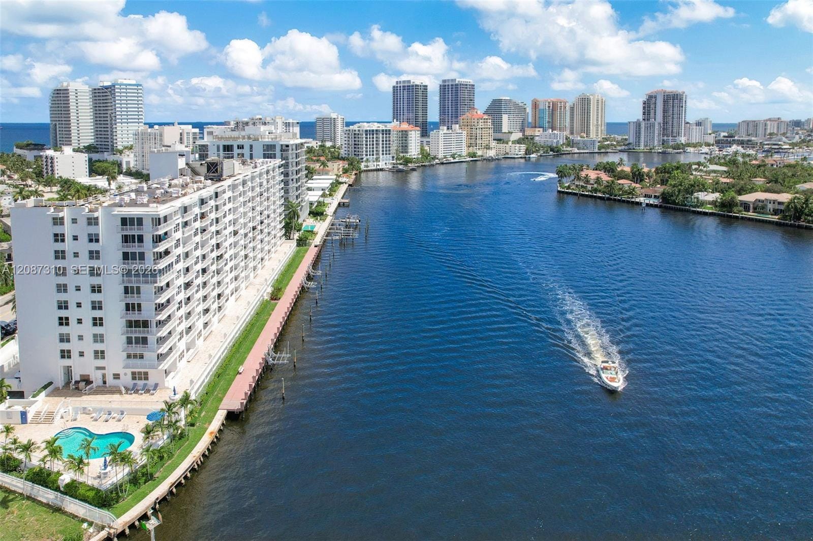 511 Bayshore Drive 1009 — photo 4