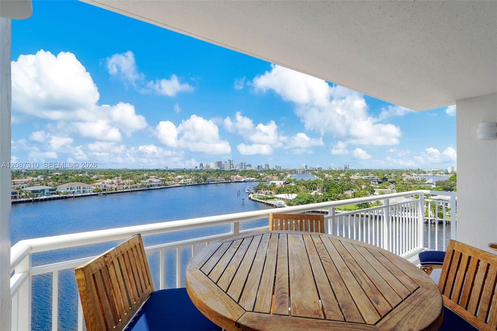 511 Bayshore Drive 1009 — photo 8