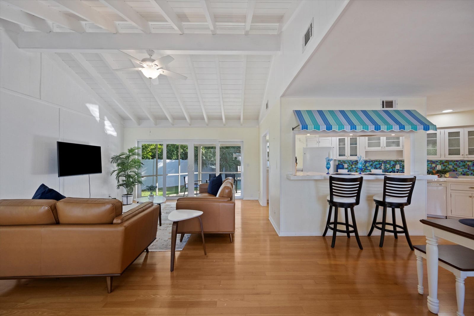 430 Neptune Road — photo 5