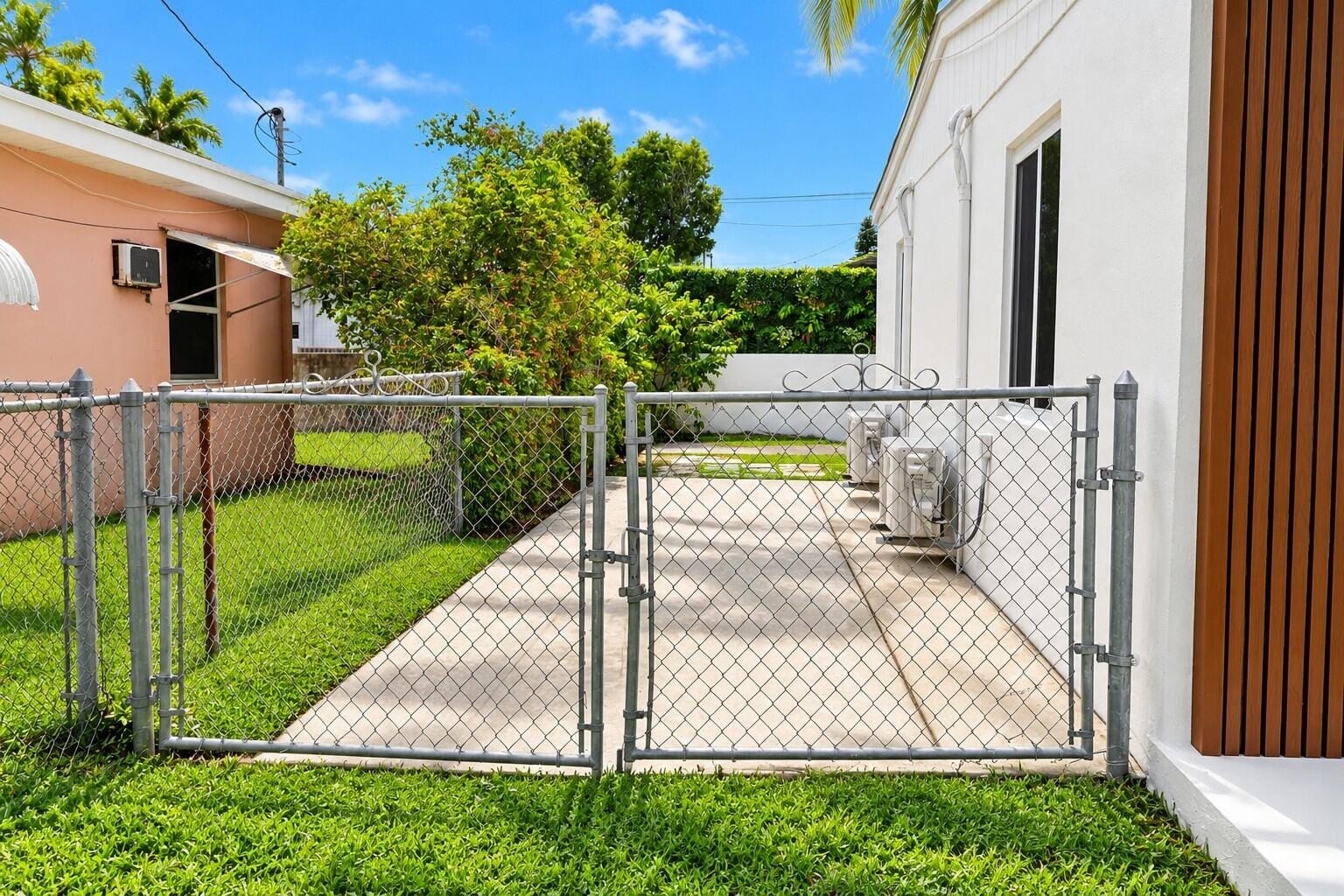 16202 NE 18th Court, North Miami Beach, FL 33162 photo 13