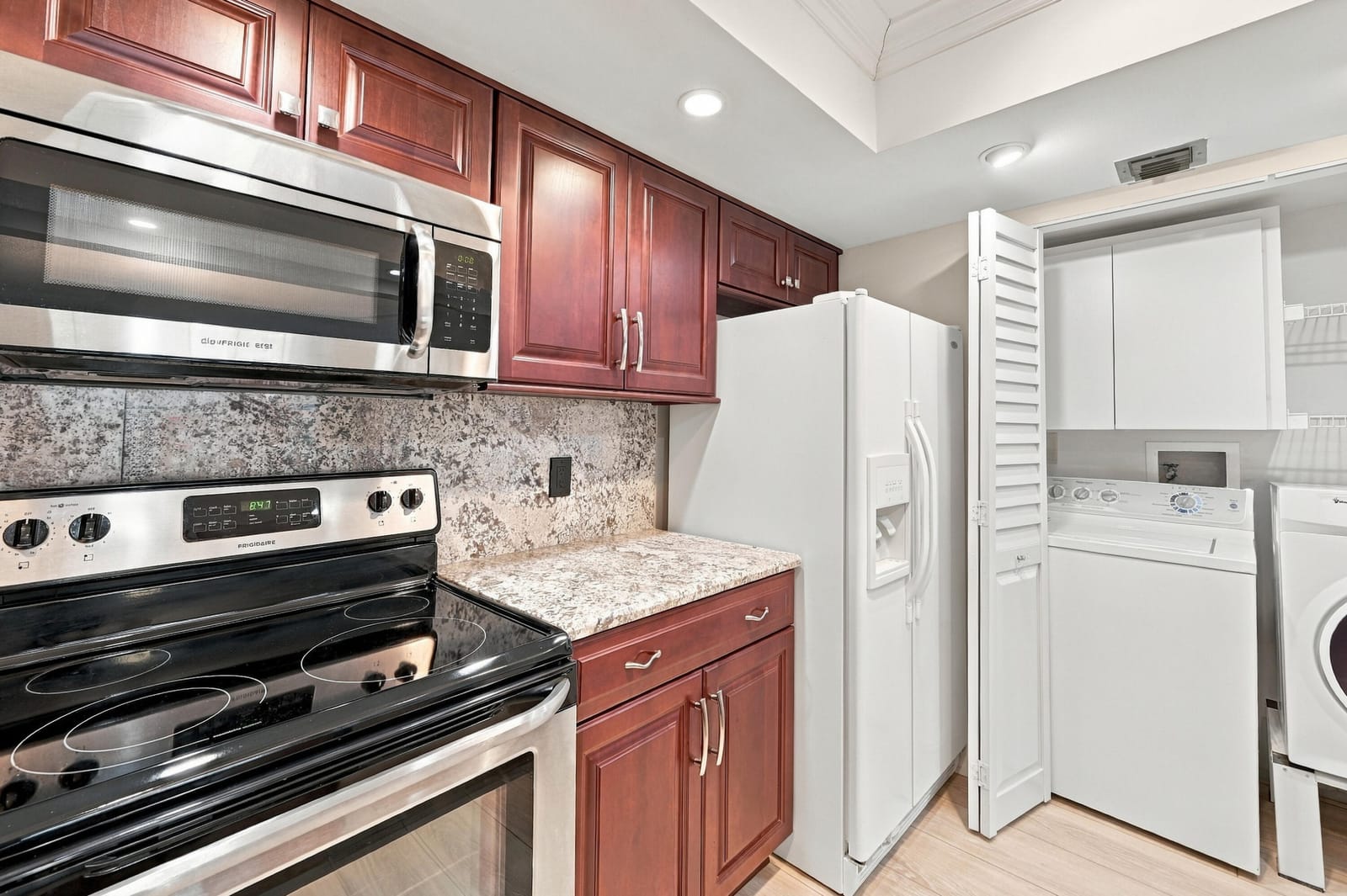 424 NW 70TH Avenue 121, Plantation, FL 33317 photo 14