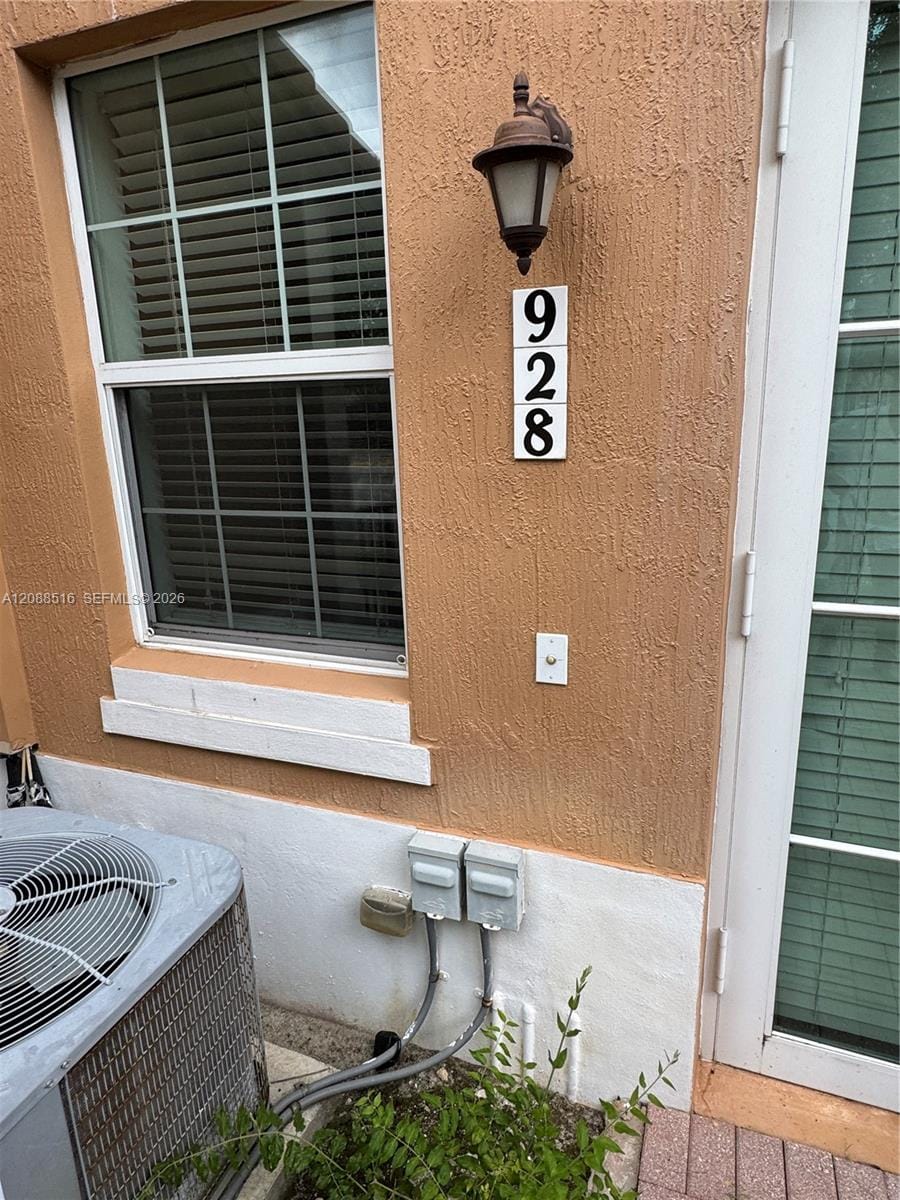 928 SW 147th Avenue 2906, Pembroke Pines, FL 33027 photo 16