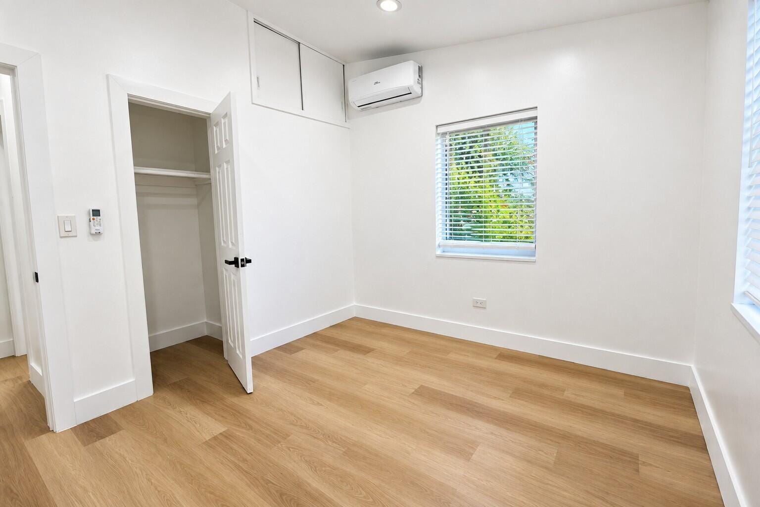 16204 NE 18th Court, North Miami Beach, FL 33162 photo 12