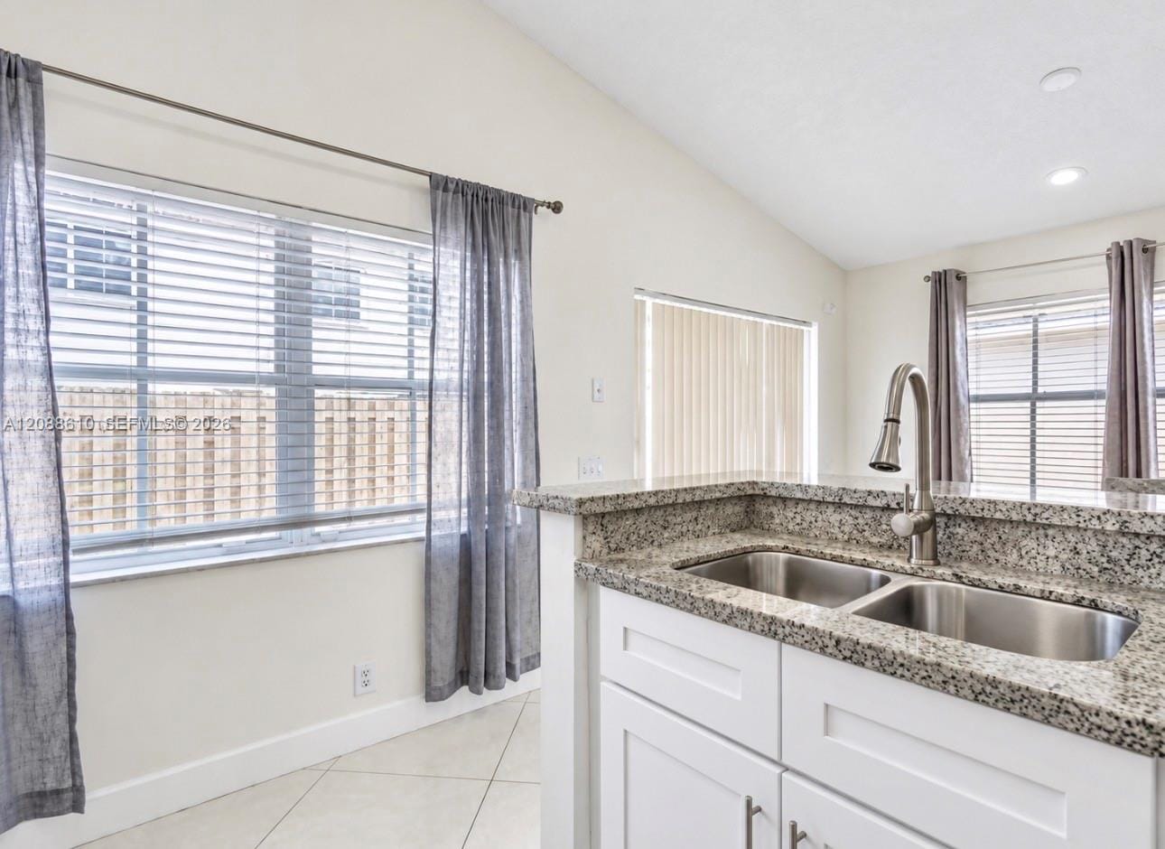 7384 Granada Way, Margate, FL 33063 photo 6