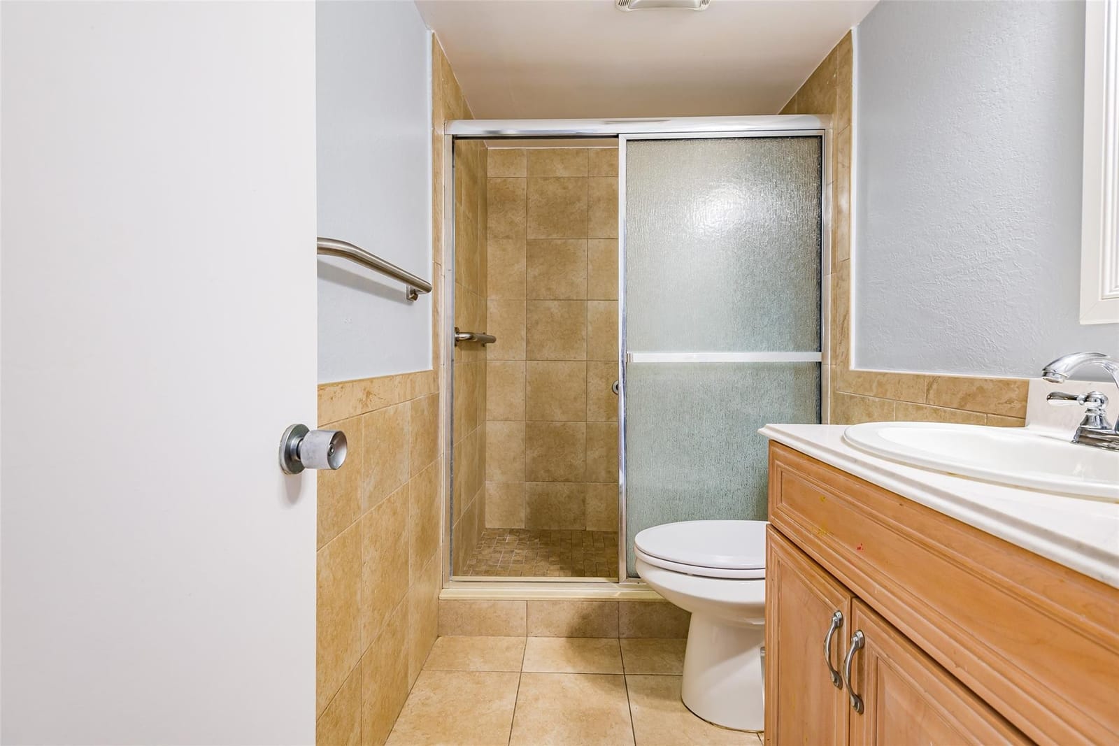 3900 N HILLS Drive 302, Hollywood, FL 33021 photo 13