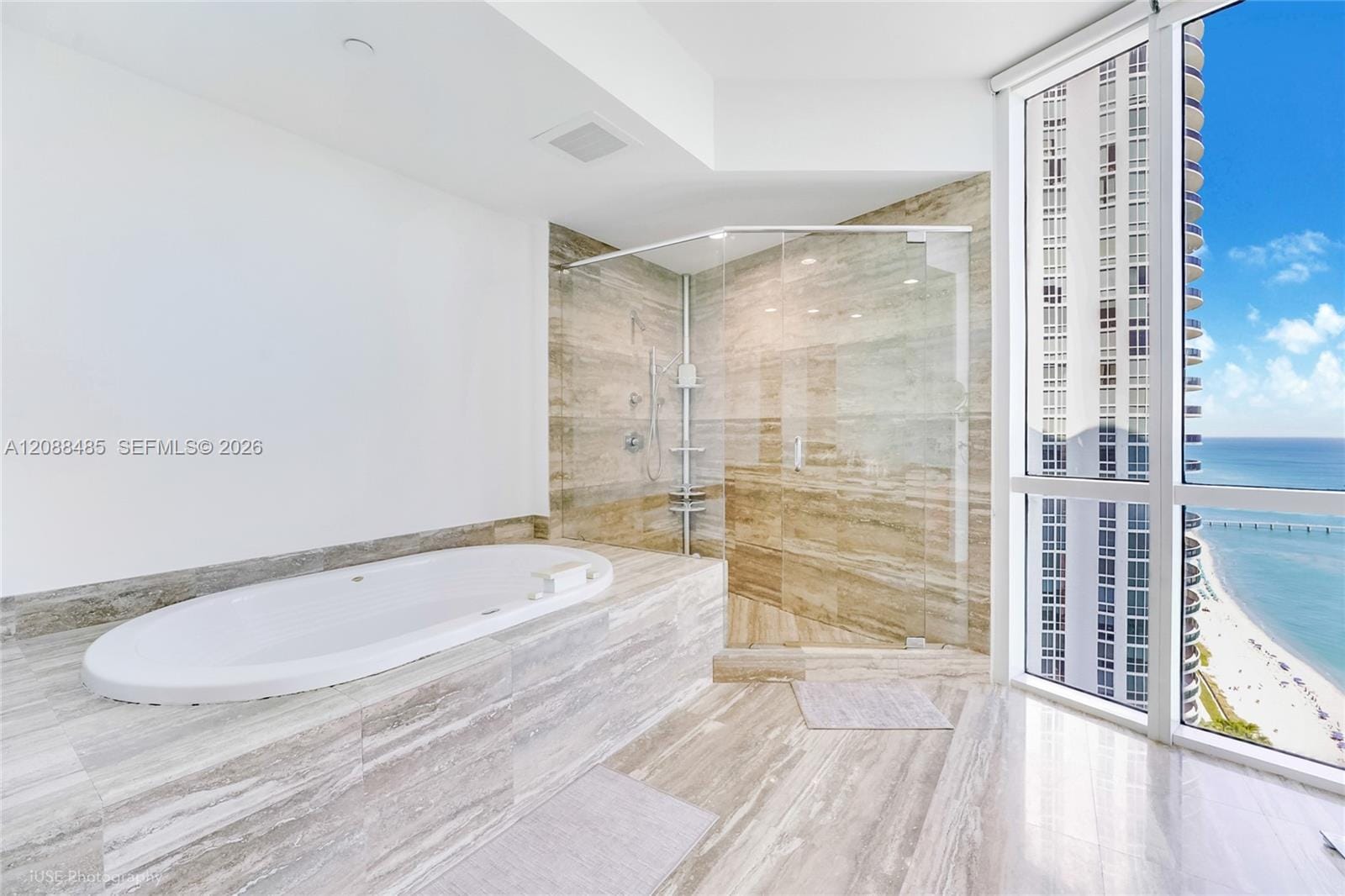 15901 Collins Avenue 2701, Sunny Isles Beach, FL 33160 photo 23