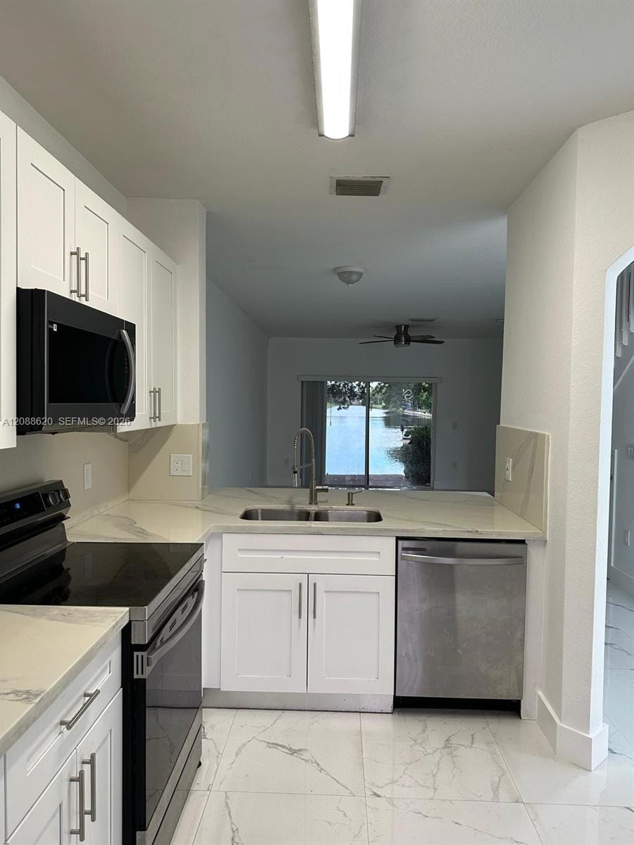 5937 Riverside Avenue ., Tamarac, FL 33321 photo 15