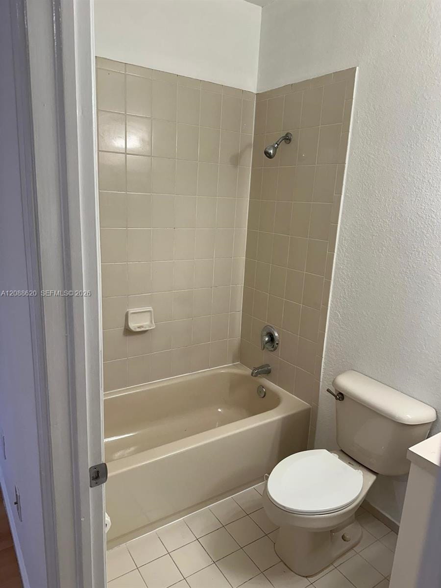 5937 Riverside Avenue . — photo 9