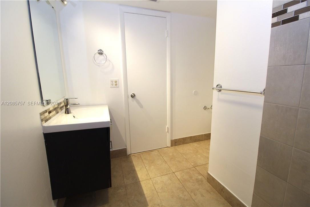 16051 Blatt Boulevard 112, Weston, FL 33326 photo 15
