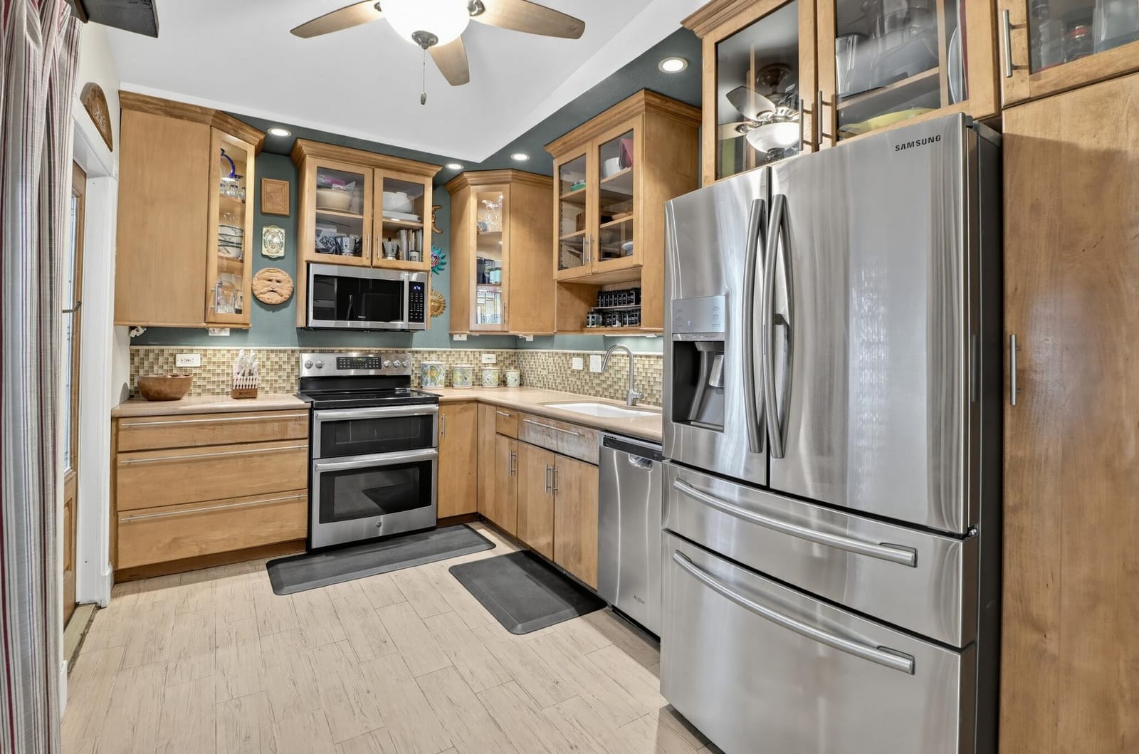 2240 HARBOR Drive, Marathon, FL 33050 photo 13