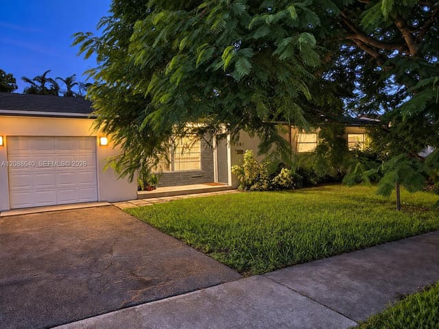 8981 SW 57th Terrace, Miami, FL 33173