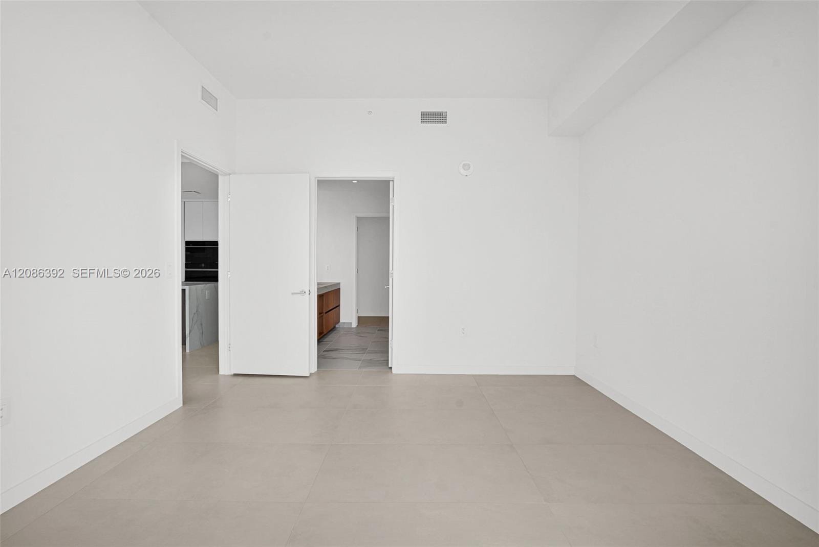 1400 Biscayne Boulevard 3705 — photo 8