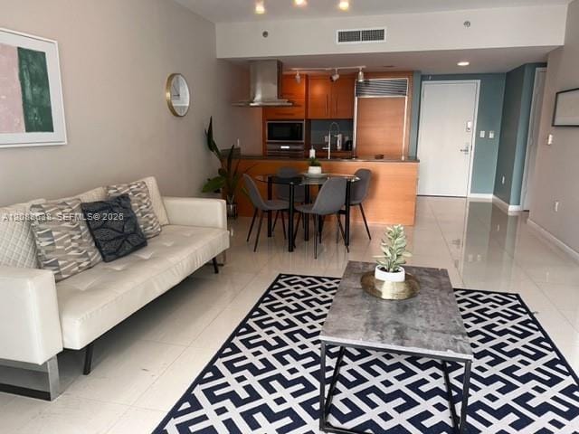 485 Brickell Avenue 1707 — photo 3