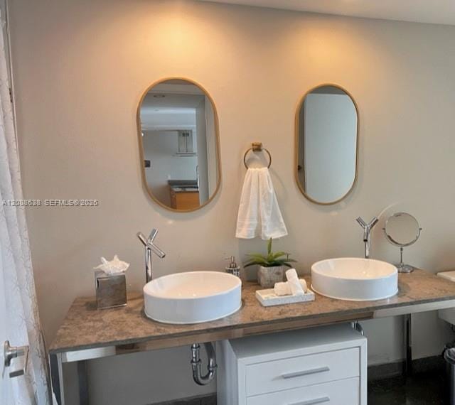 485 Brickell Avenue 1707 — photo 8