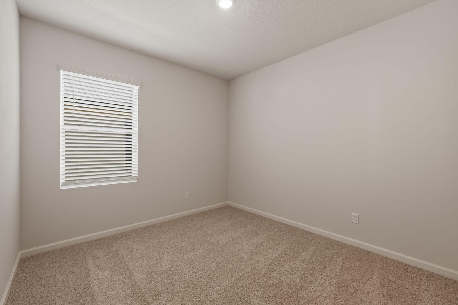 9509 Silver Sands Lane, Fort Pierce, FL 34945 photo 12