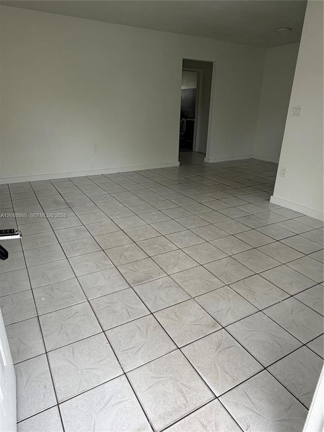16120 NE 19th Court 1, North Miami Beach, FL 33162