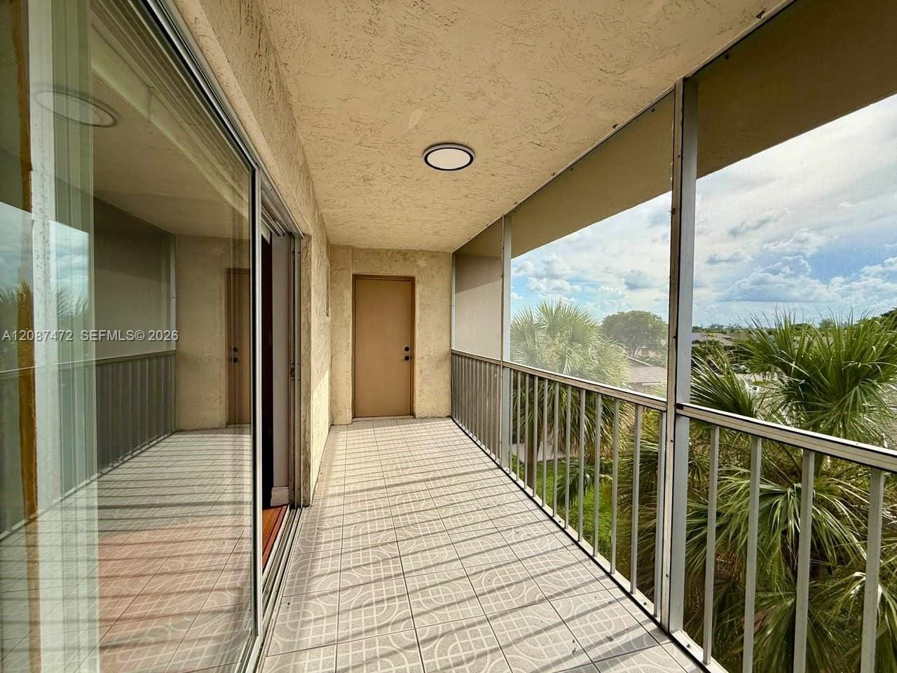 17000 NW 67th Avenue 405, Hialeah, FL 33015 photo 2