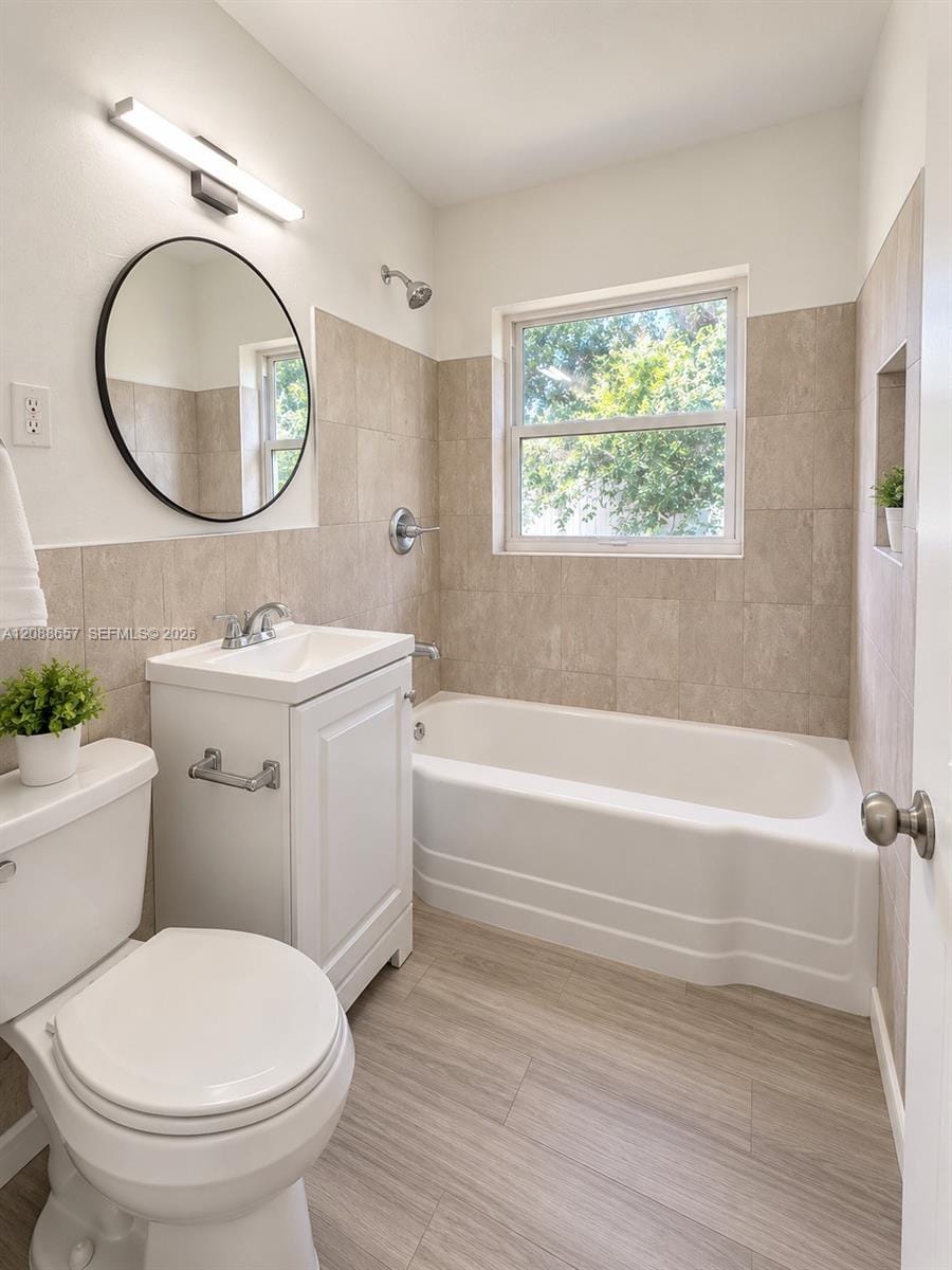 2711 Lincoln Street 1 — photo 8
