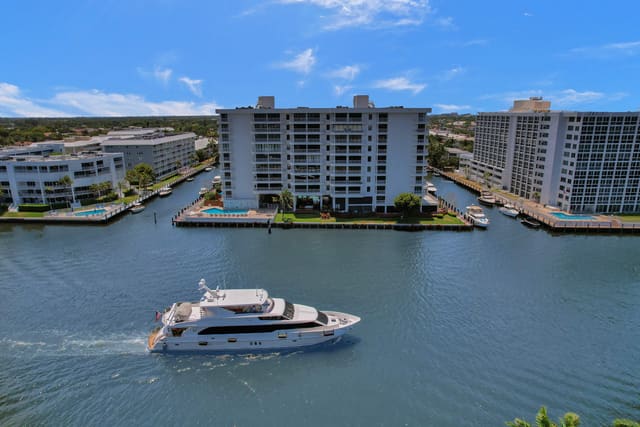 3100 NE 48TH Street 609, Fort Lauderdale, FL 33308