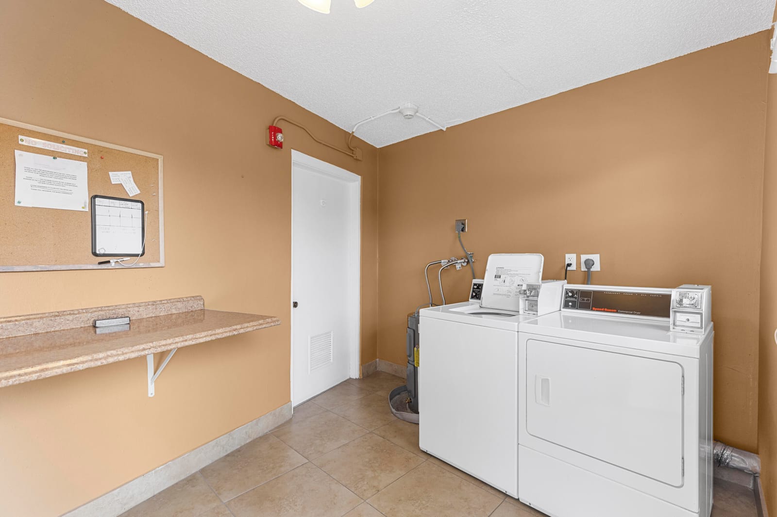 2041 Lyndhurst J, Deerfield Beach, FL 33442 photo 25