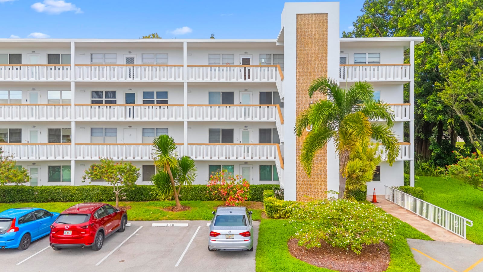 2041 Lyndhurst J, Deerfield Beach, FL 33442 photo 28