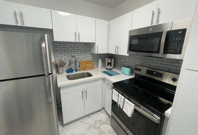 201 S OCEAN Boulevard 6, Boca Raton, FL 33432