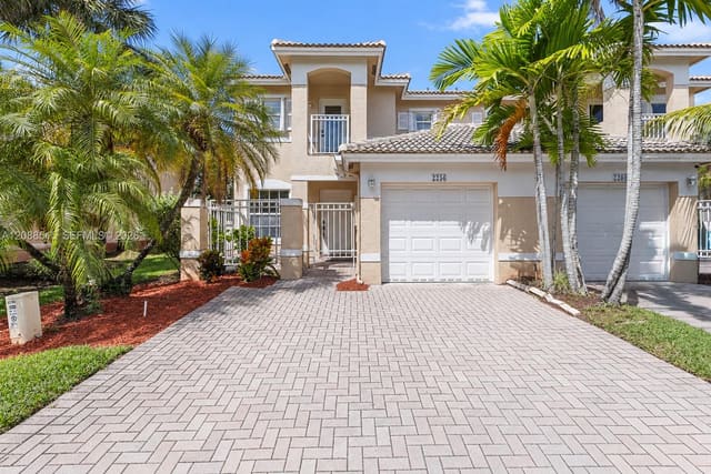 2256 NW 170th Avenue 2256, Pembroke Pines, FL 33028