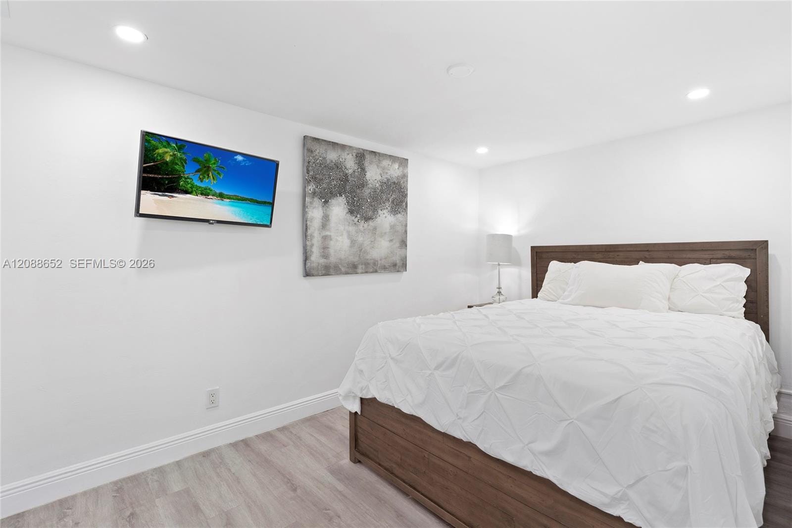 26 Diplomat Parkway 2390 — photo 9
