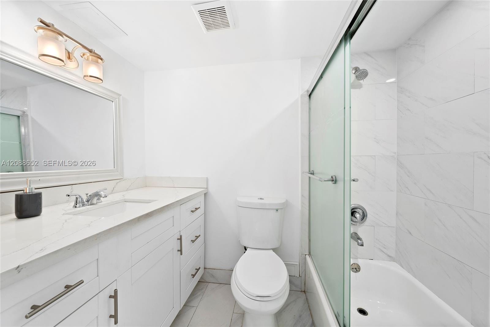 26 Diplomat Parkway 2390 — photo 10