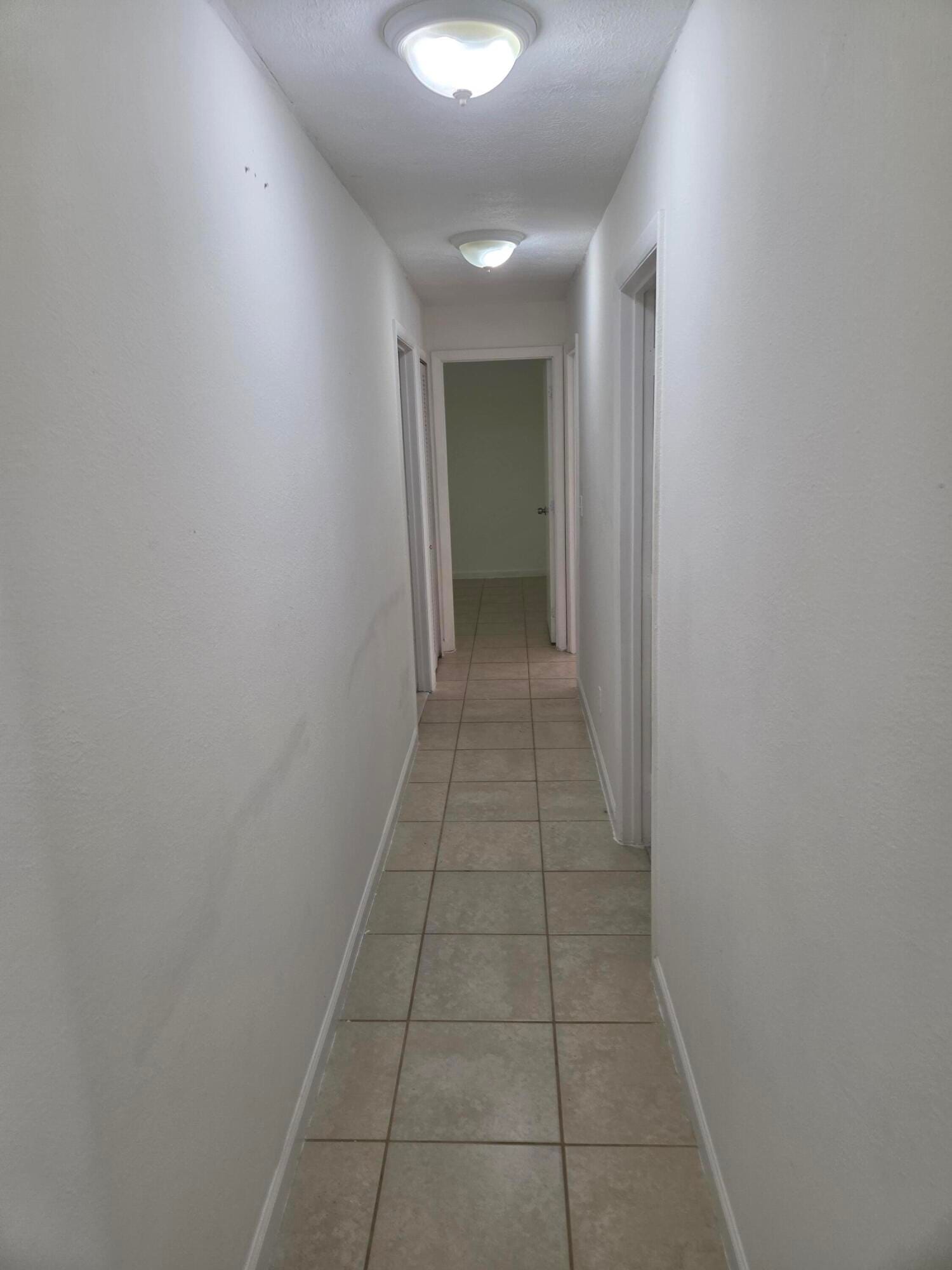 7002 SANTA CLARA Boulevard, Fort Pierce, FL 34951 photo 2