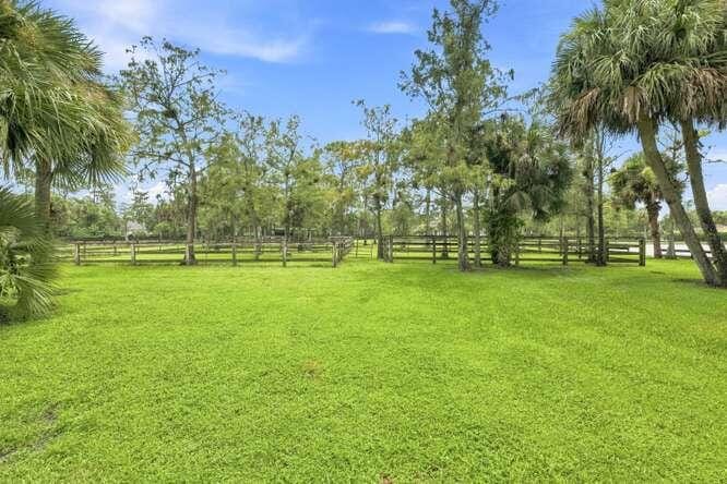 14902 PADDOCK Drive, Wellington, FL 33414 photo 4
