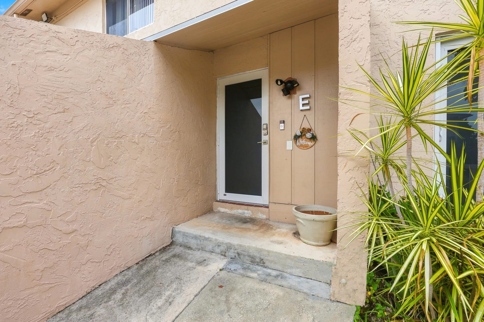 1739 NW 80TH Avenue E, Margate, FL 33063 photo 3