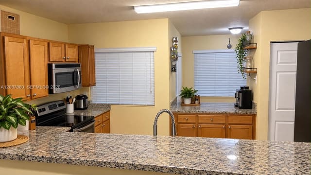 22511 SW 88th Place 11-24, Cutler Bay, FL 33190
